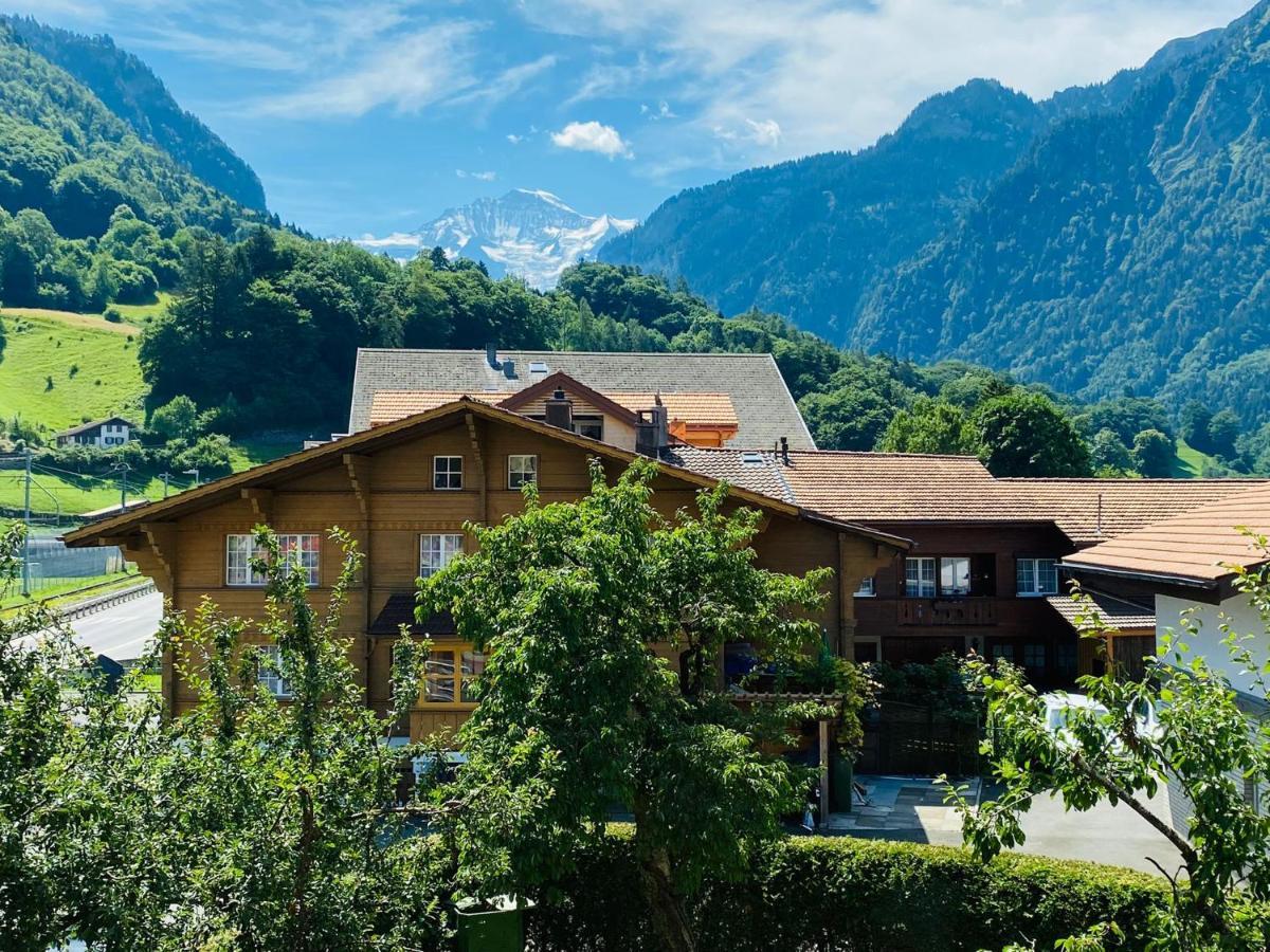 Hotel Christina Wilderswil Buitenkant foto
